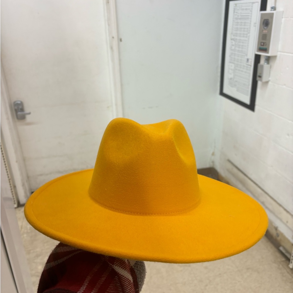 Yellow Felt Cowgirl Hat NWT